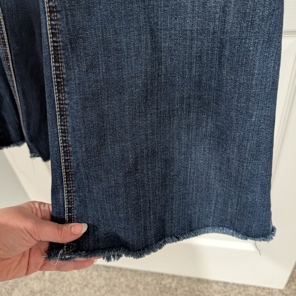 Lane Bryant Dark Wash Bootcut Raw Hemline Denim Jeans in Size 28 Regular - Picture 5 of 14